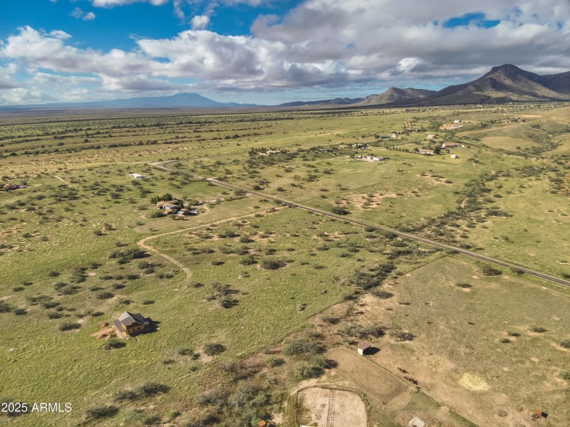 DJI_20251014085558_0008_V