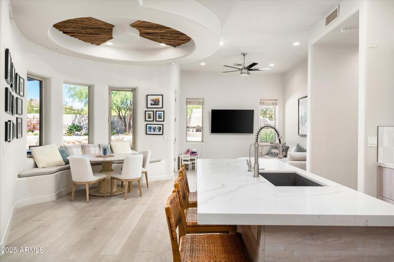 13-10918ESutherlandWay-13