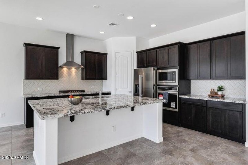 20241212212155278586000000-o