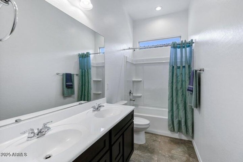 20241212213904216825000000-o