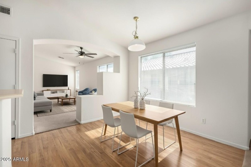 Dining Area Virtual Staging