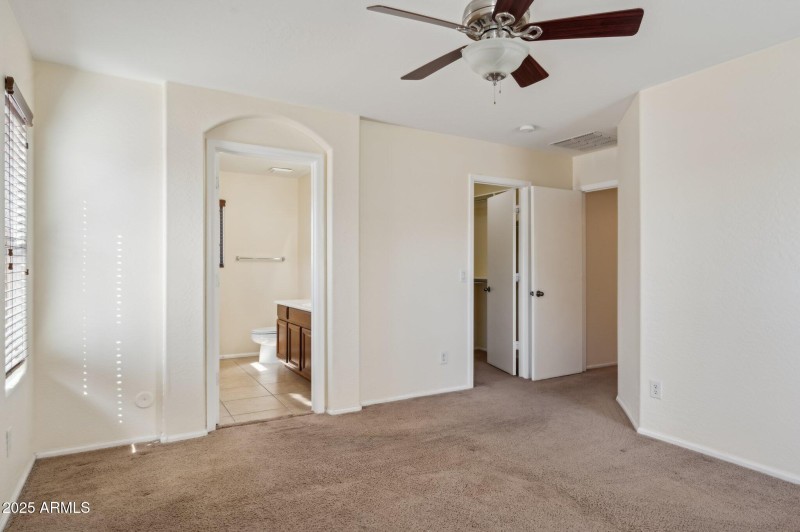 18-web-or-mls-40939-w-hayden-dr