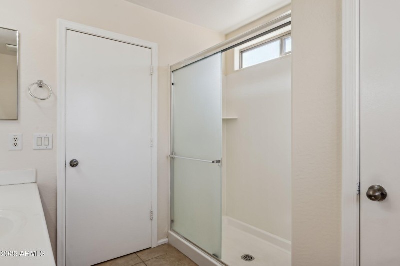 20-web-or-mls-40939-w-hayden-dr