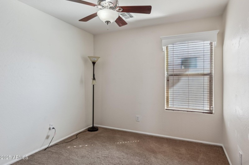 28-web-or-mls-40939-w-hayden-dr