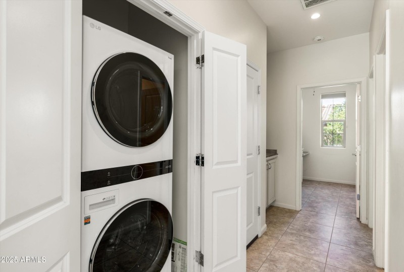 Stackable Washer & Dryer