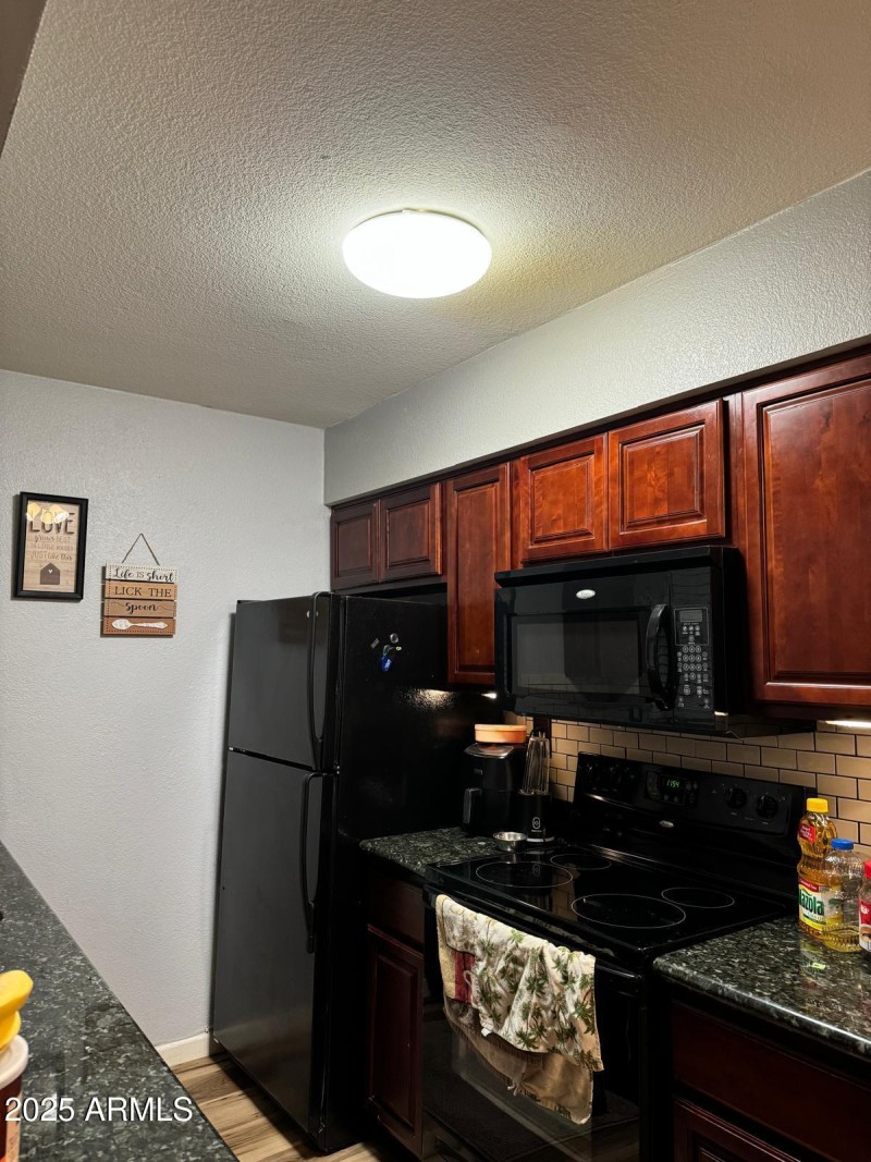 a21f73bd-a8db-4913-a680-a1576ae27e85