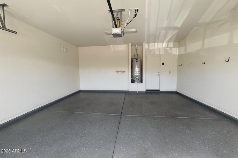 B97B5038-1E83-47C6-92A5-E35F2C6E52D4