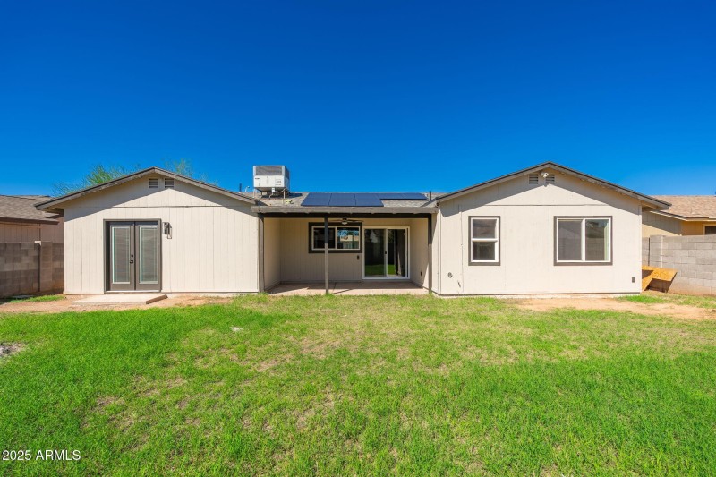 1805 W Cheyenne Dr - 35