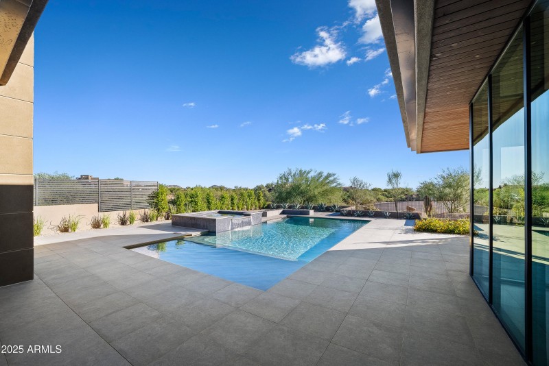 022_e_celestial-45_385