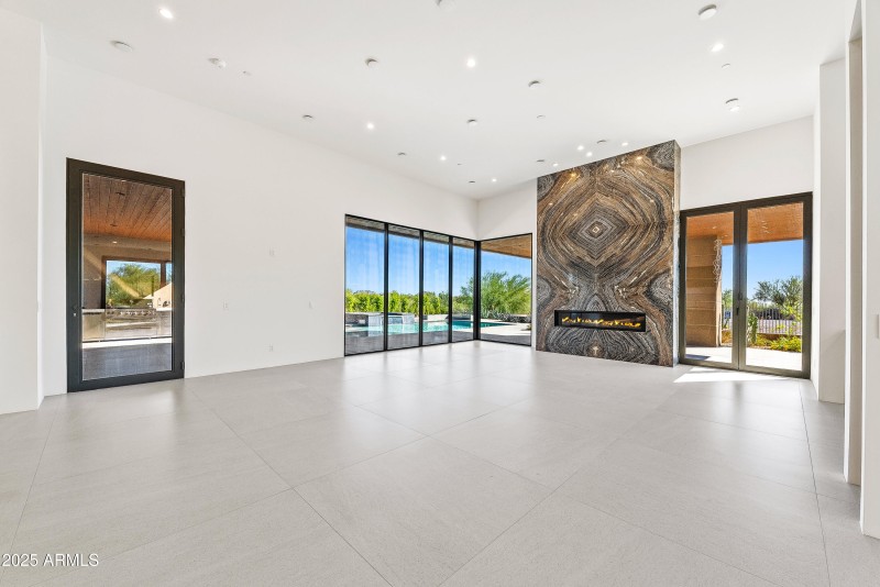 037_e_celestial-11_323