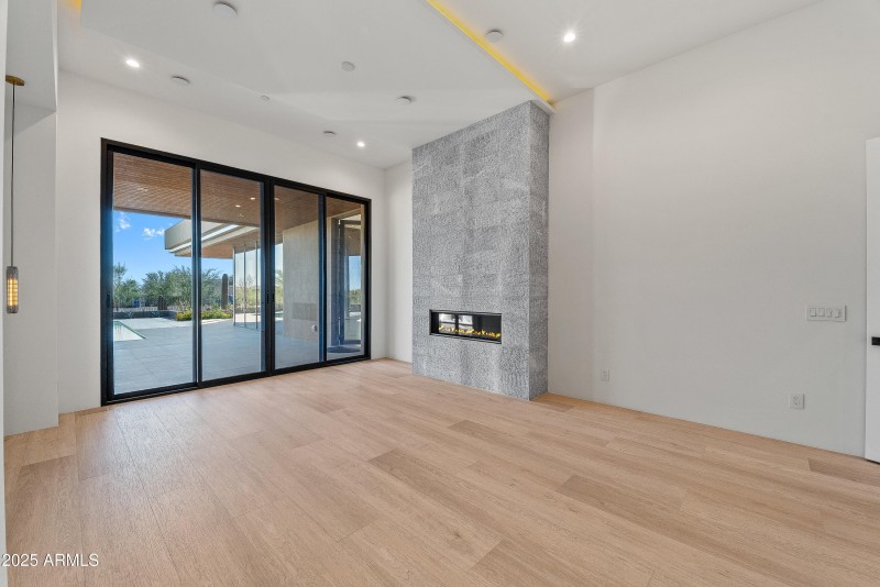 056_e_celestial-27_658