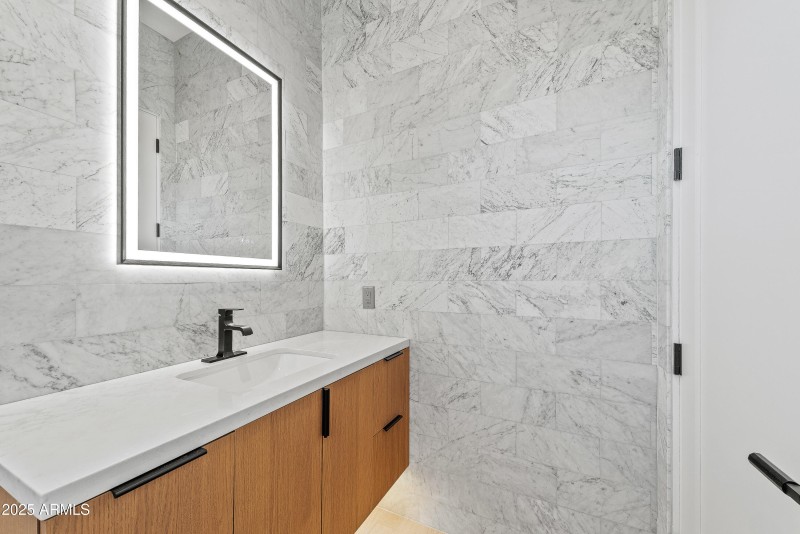 066_e_celestial-37_150