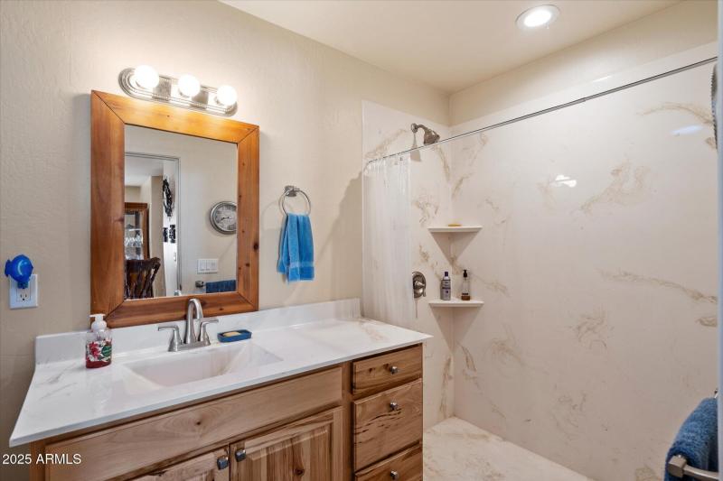 Guest House Bathroom