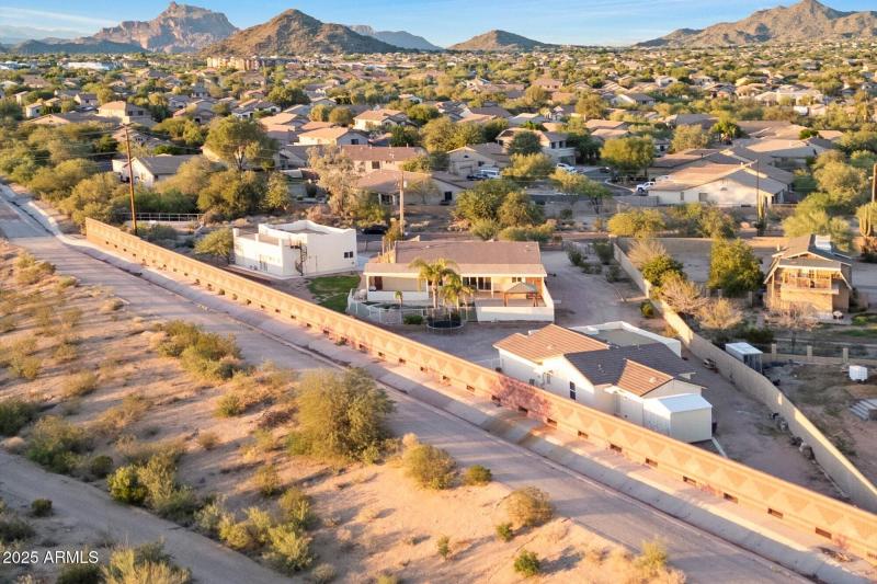 Mountain Views & Privacy