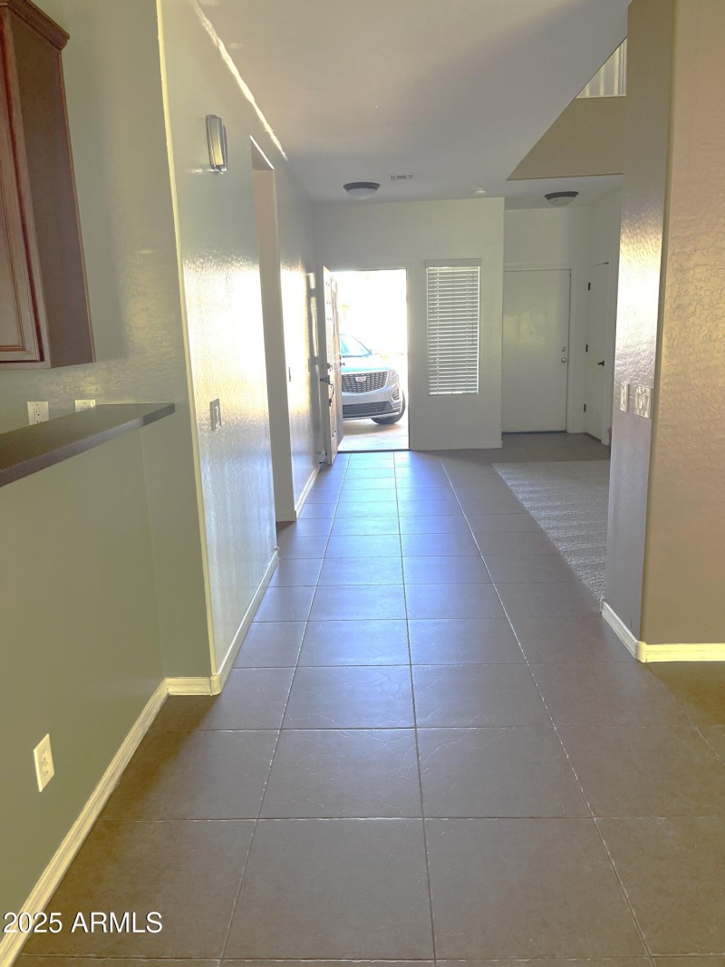 20251017_210635549_iOS