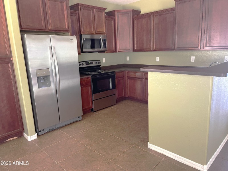 20251017_210032744_iOS