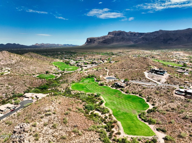 Golf Course Views everywhere!