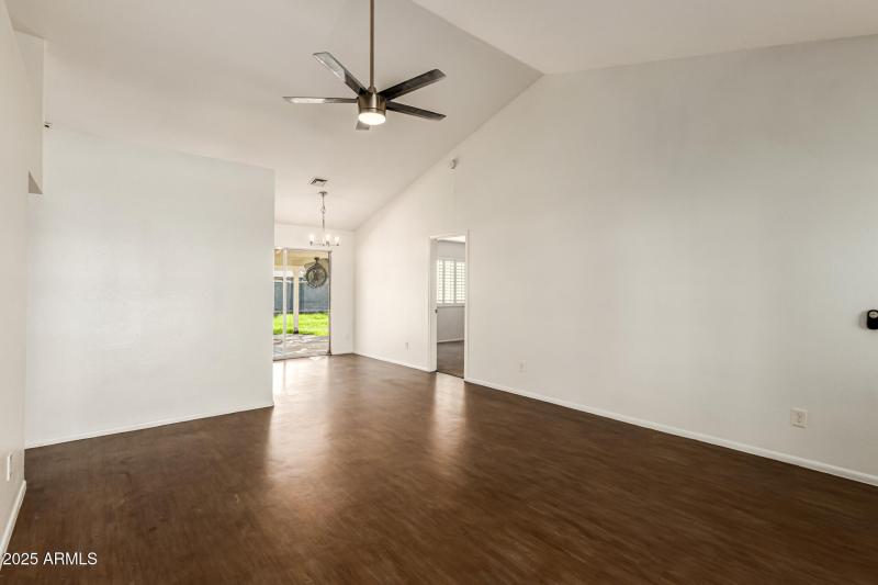 8503 W BLOOMFIELD RD