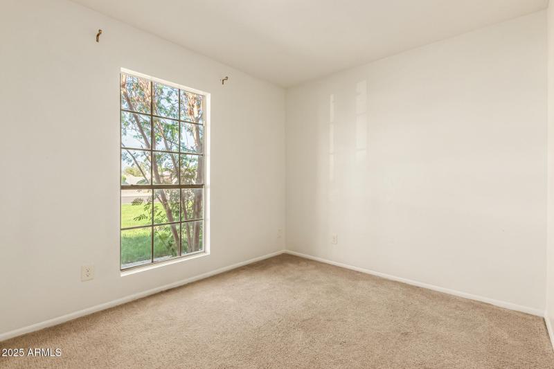 8503 W BLOOMFIELD RD