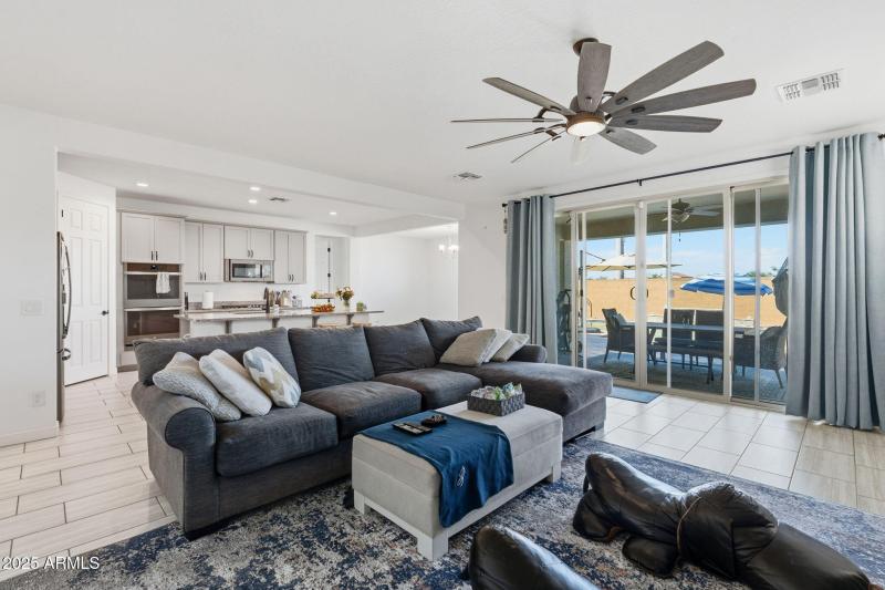 11-web-or-mls-Raymond-11