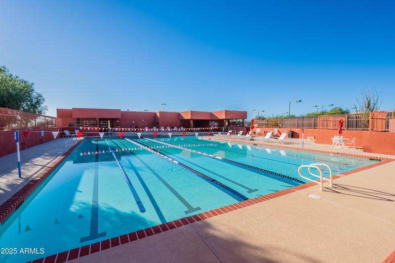 ListerPros-community-4