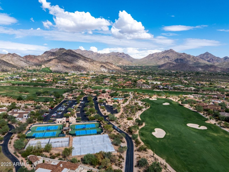 MLS - 9290 E Thompson Peak - 102 - Scott