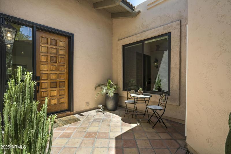 04-10118 E Cinnabar Ave (4 of 55)