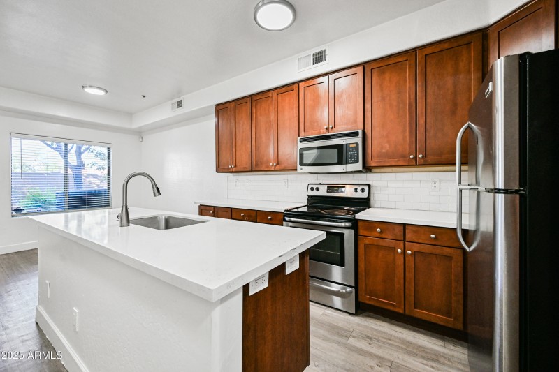 8-4608WMA1190-ocupix-