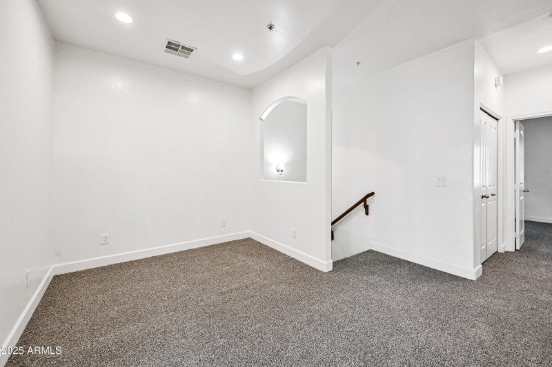 11-4608WMA1190-ocupix-