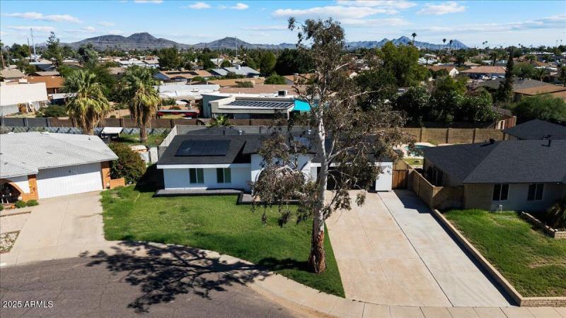 08-DJI_20251018130716_0507_D