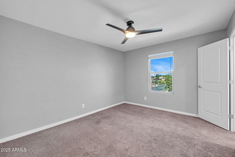 33-web-or-mls-896A1651