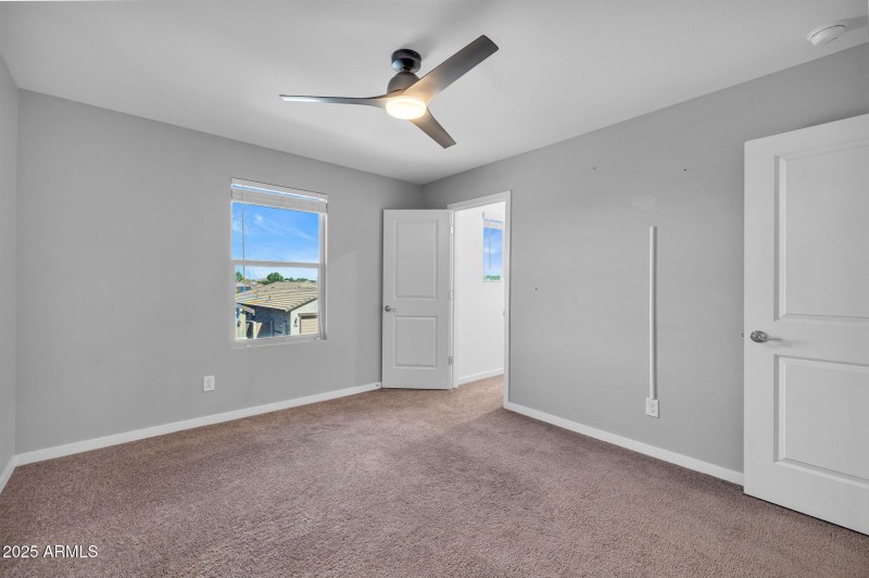 34-web-or-mls-896A1661