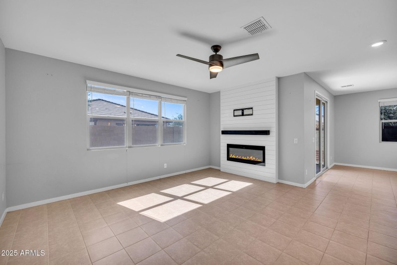 41-web-or-mls-896A1713