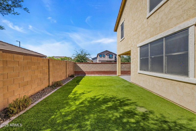 51-web-or-mls-896A1778