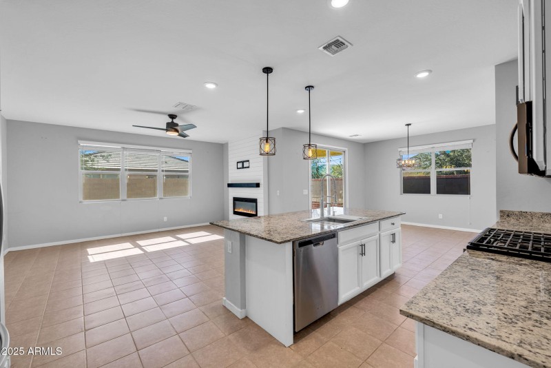 59-web-or-mls-896A1836