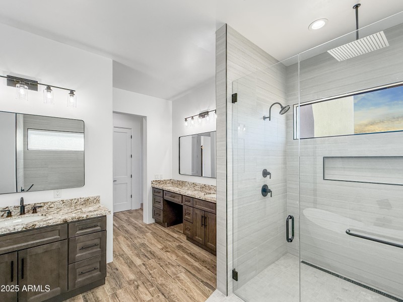 Primary Bath – Dual Vanities & Granite