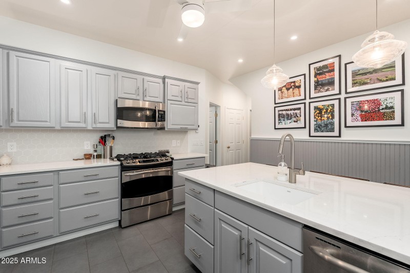 2922 N Rio De Flag Dr - 21