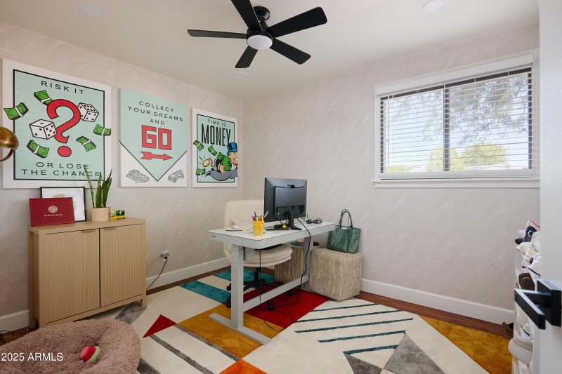 PropertyImageCo_4226N84thPl_WEB_2