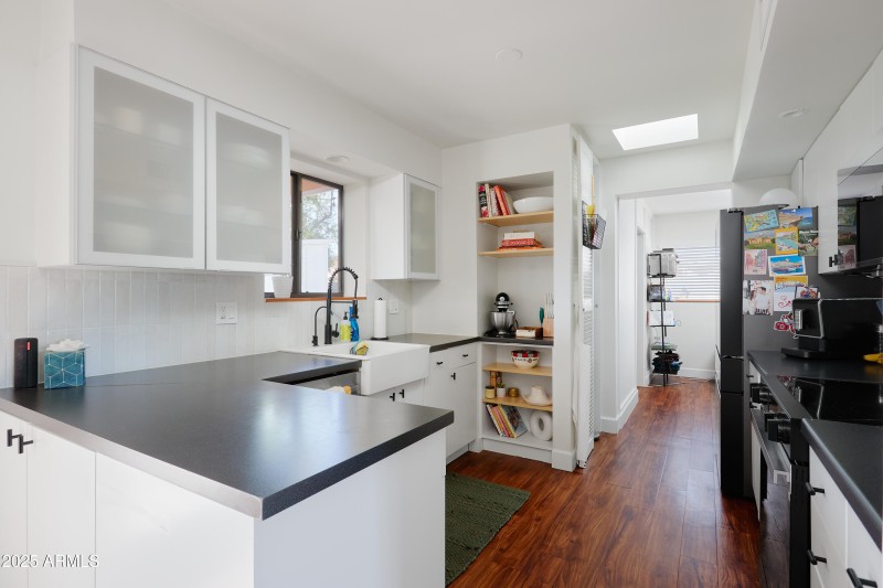 PropertyImageCo_4226N84thPl_WEB_12