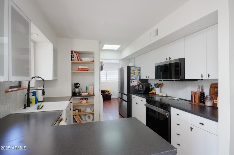 PropertyImageCo_4226N84thPl_WEB_14