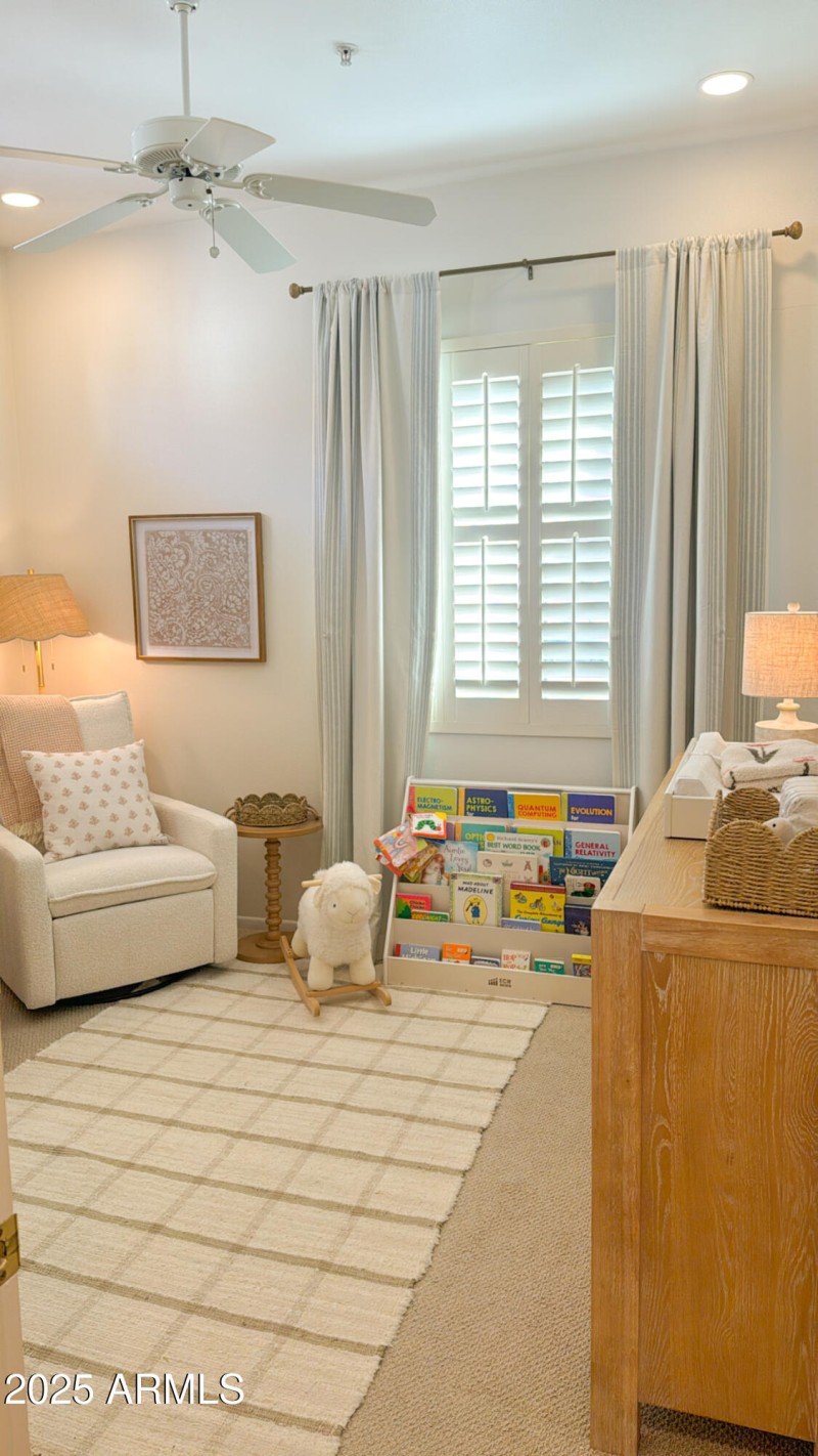 4DC0DB43-2D5E-4ADC-8019-27DDA64D7387