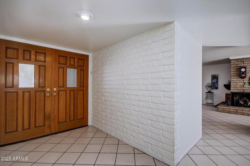 20160831164712838386000000-o