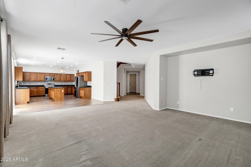 25686 N Sandstone Way-14