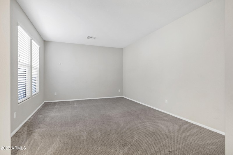 25686 N Sandstone Way-7