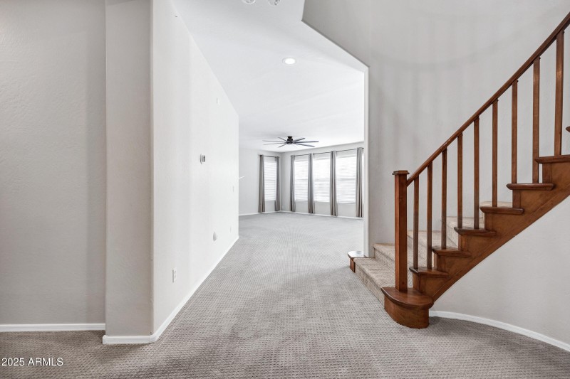 25686 N Sandstone Way-11