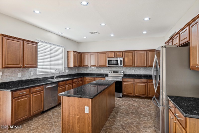 25686 N Sandstone Way-17