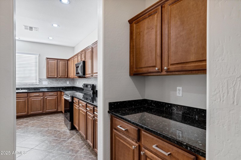 25686 N Sandstone Way-23