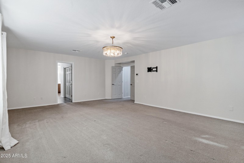 25686 N Sandstone Way-39