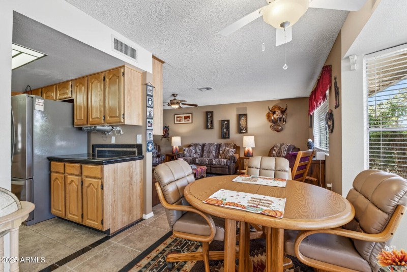 32_21610_N_Sunglow32_mls