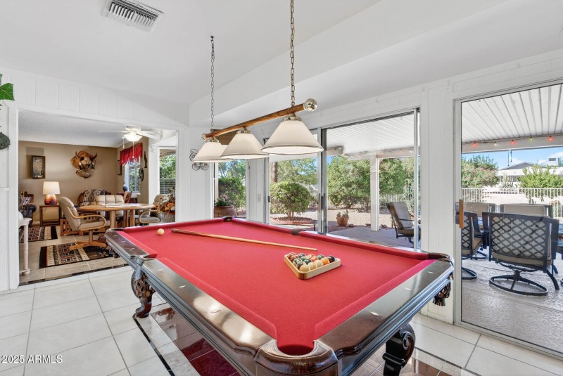 35_21610_N_Sunglow35_mls